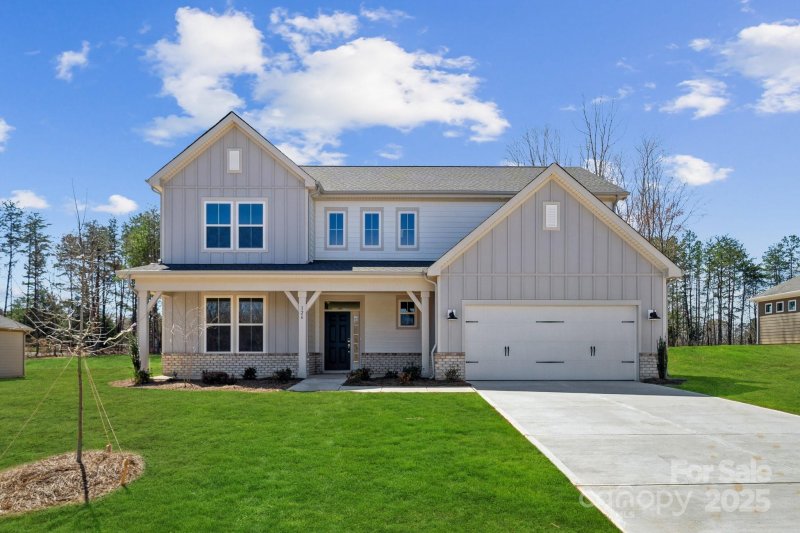 126 Brooke Forest Court