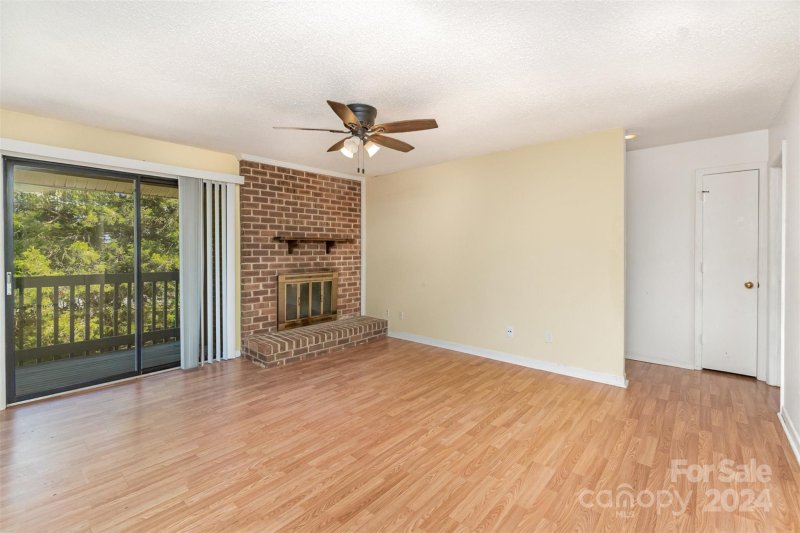 Property image 5 at 10917 Harrowfield Road, Charlotte, NC 28226