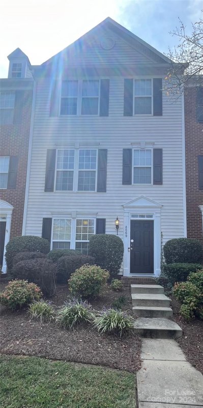 8069 Bristle Toe Lane