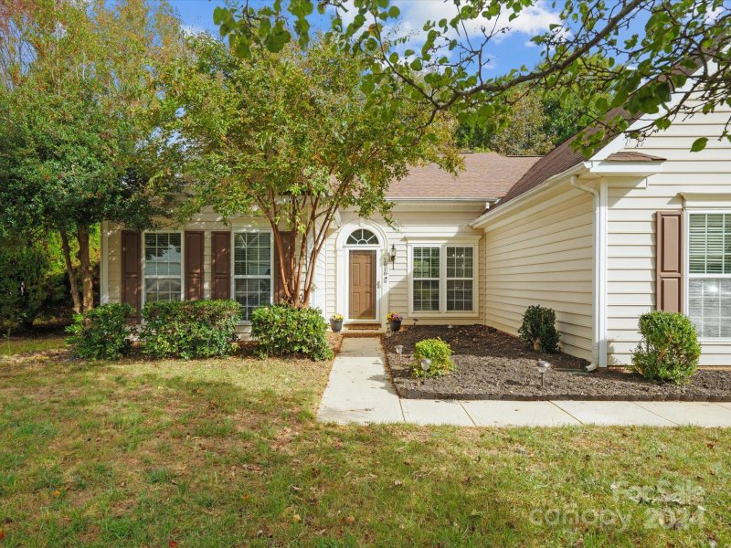 2010 Fairburn Court
