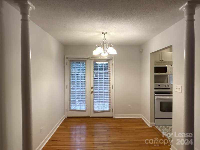 Property image 3 at 926 Hollywood Street, Charlotte, NC 28211