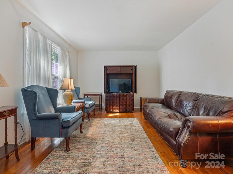 Property image 4 at 6221 Cross Creek Lane, Charlotte, NC 28212