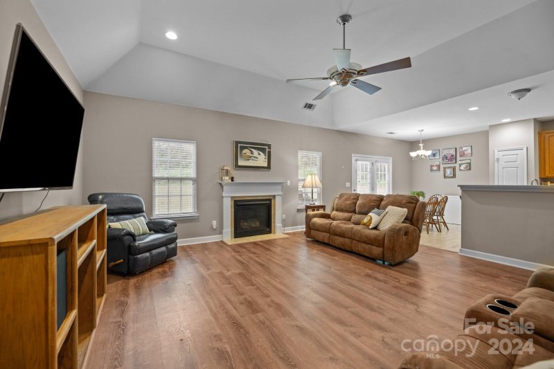 Property image 3 at 620 Ravenglass Drive, Fort Mill, SC 29715
