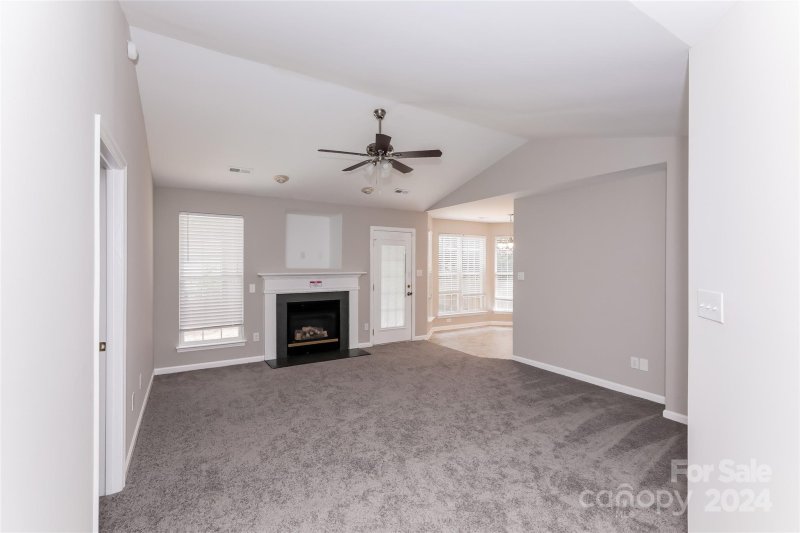 Property image 3 at 4017 Maple Shore Drive, Matthews, NC 28104