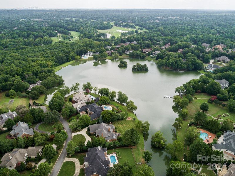 Property image 3 at 8711 Tullamore Park Circle, Charlotte, NC 28226