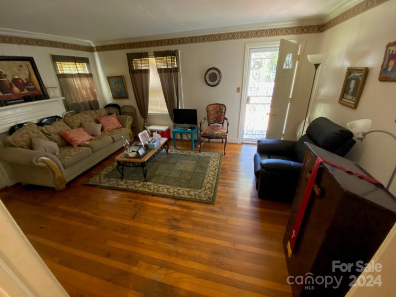 Property image 5 at 2717 Cowles Road, Charlotte, NC 28208