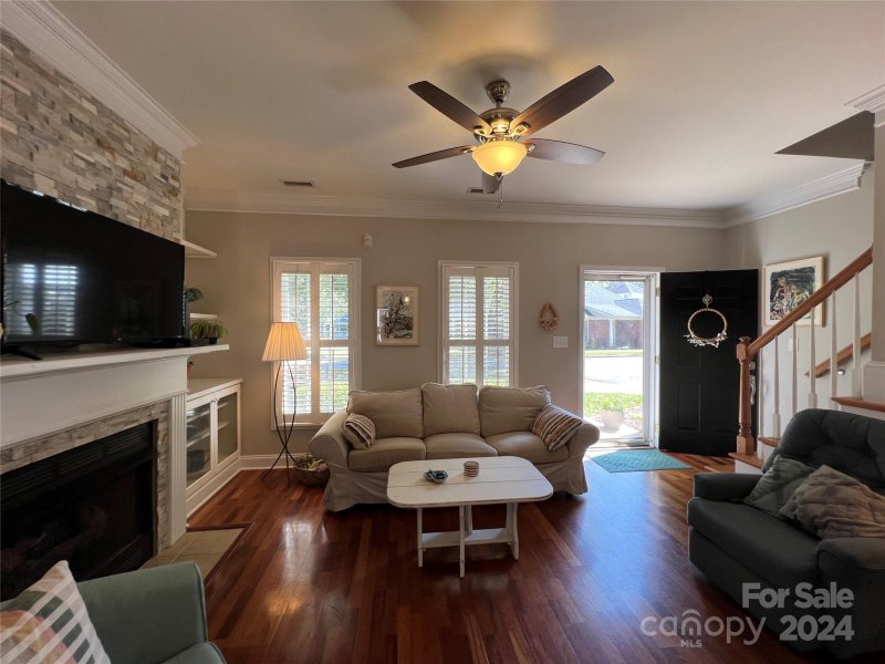 Property image 2 at 5924 Village Drive, Concord, NC 28027