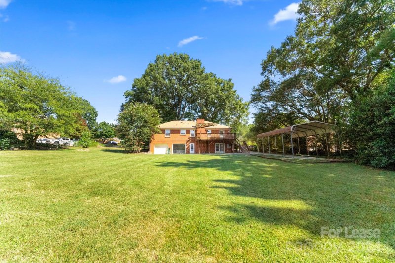 Property image 4 at 121 Scottsmoor Drive, Charlotte, NC 28214