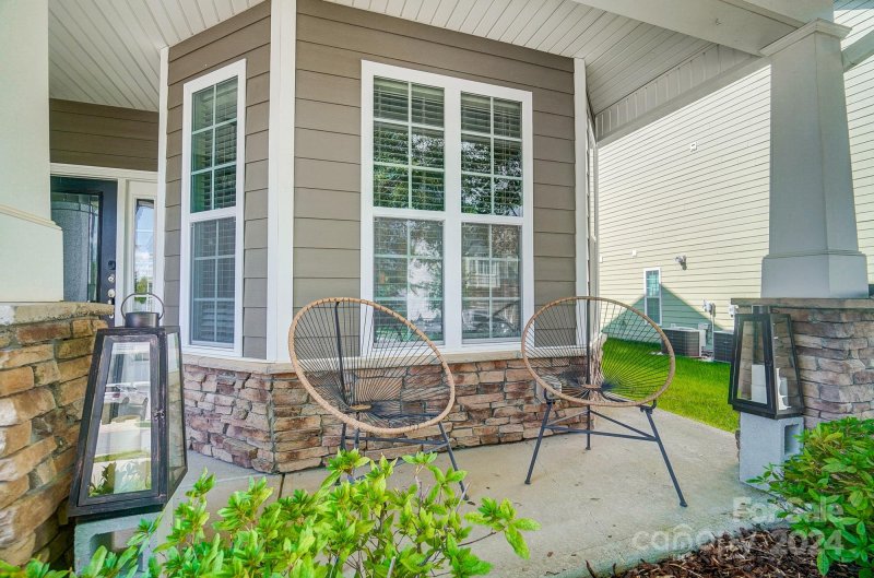 Property image 3 at 175 Canoe Pole Lane, Mooresville, NC 28117