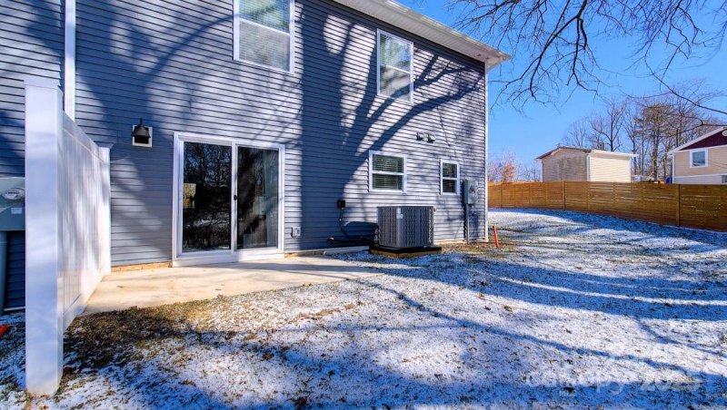 Property image 2 at 31 Cain Hollow Way, Asheville, NC 28806