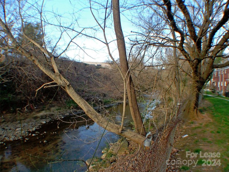 Property image 4 at 349 Wakefield Drive, Charlotte, NC 28209