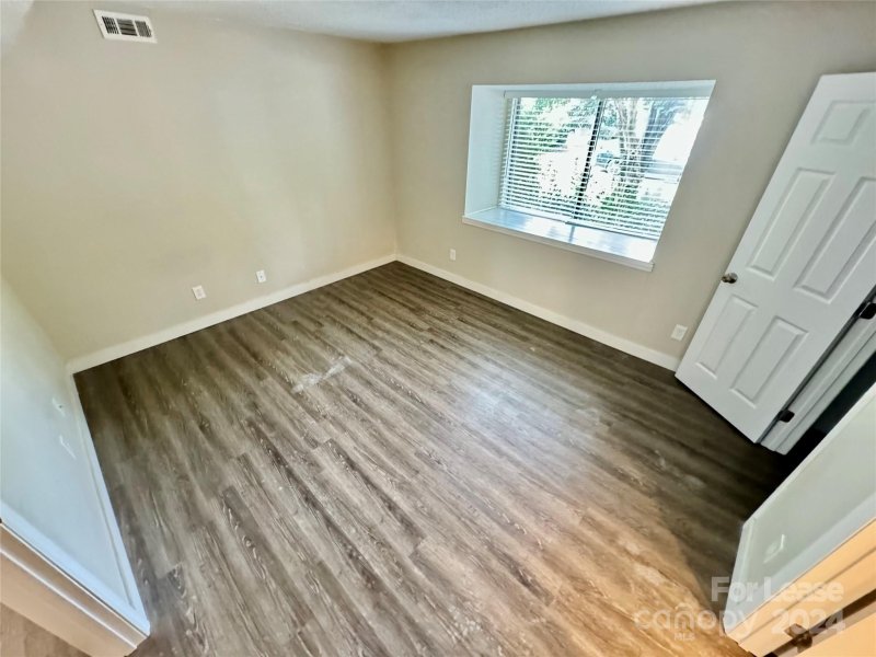 Property image 3 at 10919 Harrowfield Road, Charlotte, NC 28226