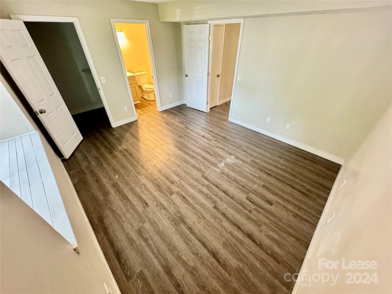 Property image 4 at 10919 Harrowfield Road, Charlotte, NC 28226