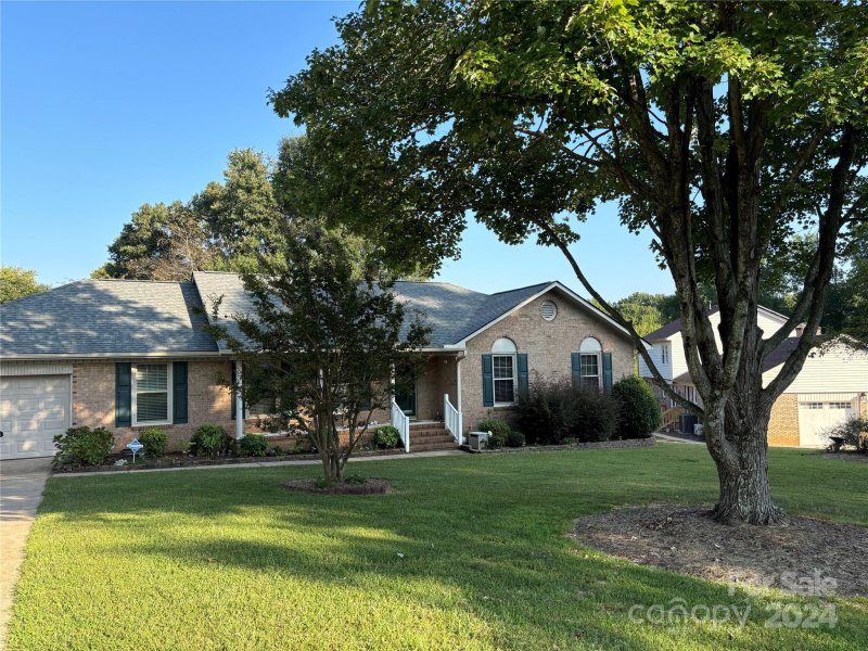 Property image 2 at 905 Sandy Lane, Gastonia, NC 28056