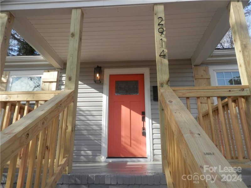 Property image 2 at 2914 Mayflower Road, Charlotte, NC 28208