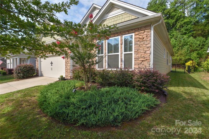 Property image 4 at 2438 Seagull Drive, Denver, NC 28037