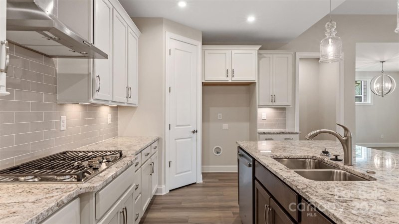 Property image 2 at 4436 Moxie Way, Charlotte, NC 28215