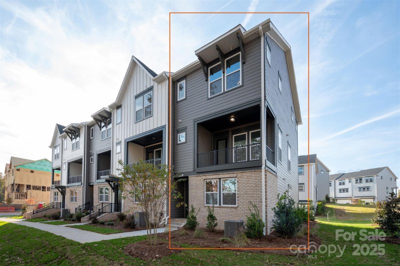 Property image 2 of 440 Nathaniel Way in Brixton, Charlotte, NC 28213