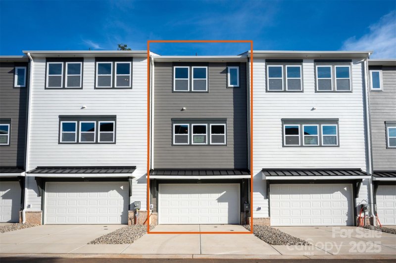 Property image 2 at 432 Nathaniel Way, Charlotte, NC 28213