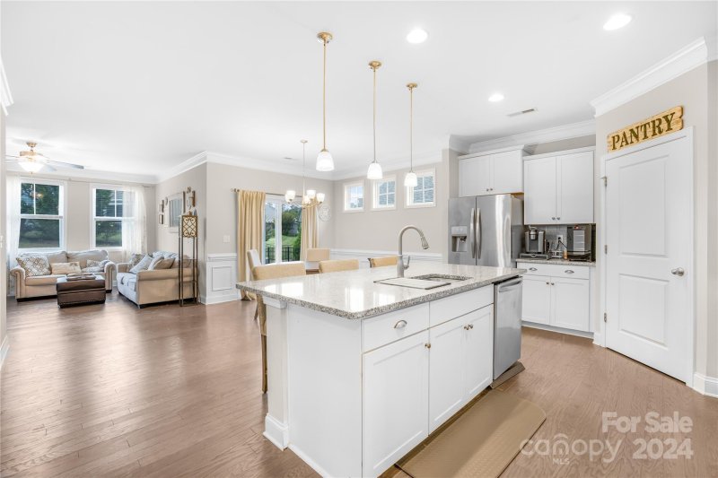 Property image 4 at 111 Rosebay Drive, Mooresville, NC 28117