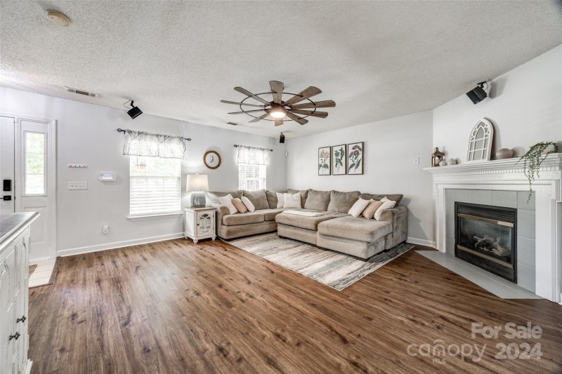 Property image 5 at 738 Langley Court, Clover, SC 29710