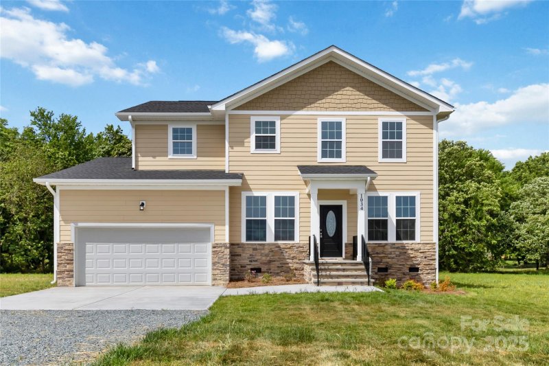 1034 Heath Helms Road