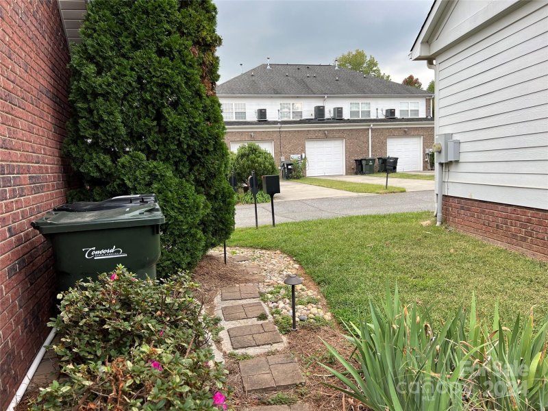 Property image 3 at 5550 Yorke Street, Concord, NC 28027