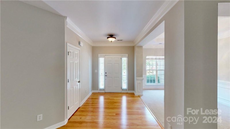 Property image 4 at 8321 Suttonview Drive, Charlotte, NC 28269
