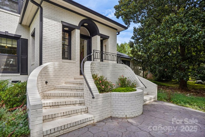 Property image 4 at 1029 Churchill Road, Davidson, NC 28036