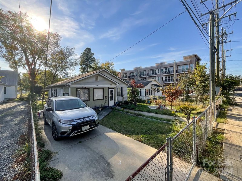Property image 5 at 412 E 18th Street, Charlotte, NC 28206