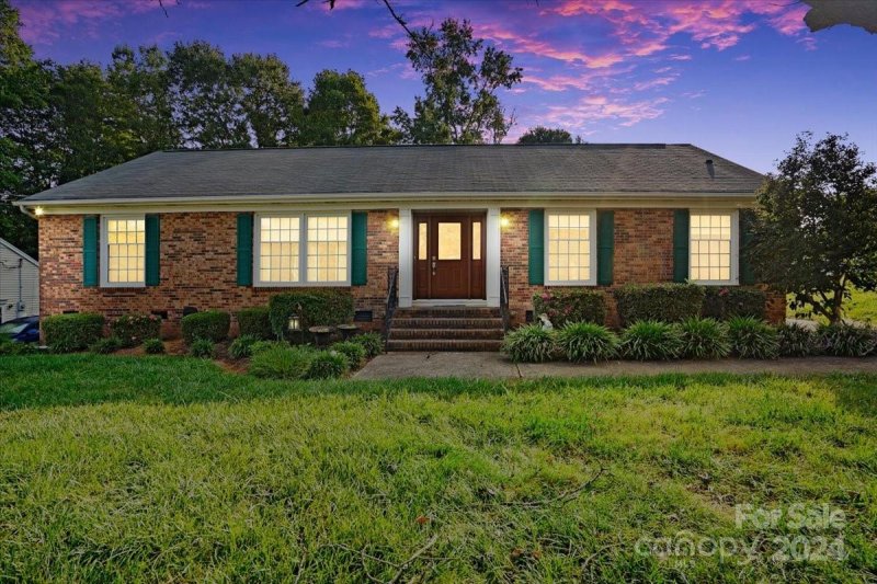 Property image 2 at 548 Jasin Drive, Gastonia, NC 28054