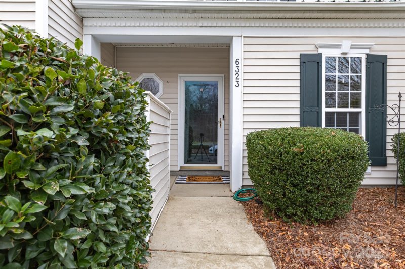 Property image 3 at 6323 Harrisburg Plaza, Harrisburg, NC 28075