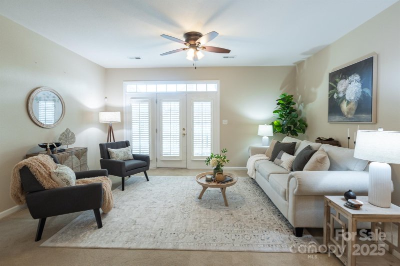 Property image 5 at 6323 Harrisburg Plaza, Harrisburg, NC 28075