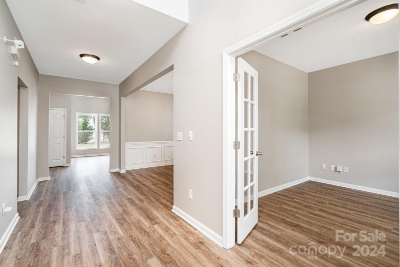 Property image 5 at 3009 Gloxinia Road, Charlotte, NC 28215