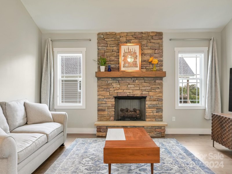 Property image 5 at 20 Windy Acres Knoll Drive, Hendersonville, NC 28792