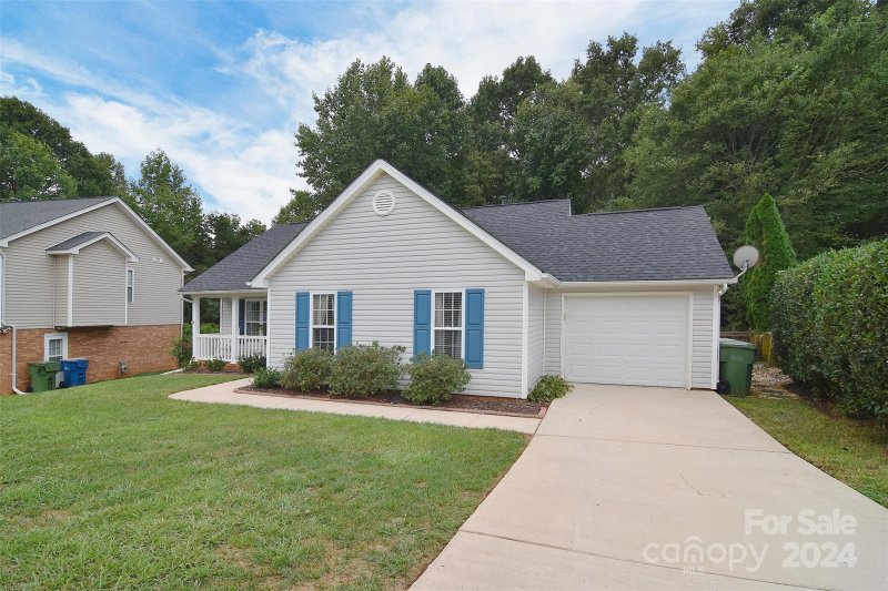 Property image 3 at 125 Arbor Ridge Road, Mount Holly, NC 28120