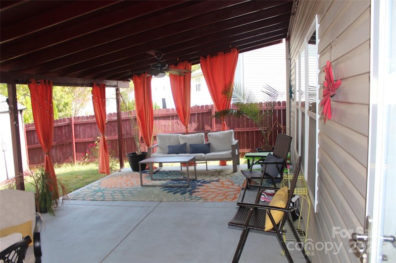 Property image 4 at 6933 Seney Drive, Charlotte, NC 28214