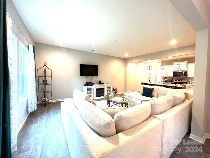 Property image 3 at 11150 Woodland Creek Way, Charlotte, NC 28262