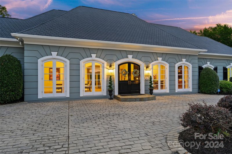 Property image 2 at 5614 Challisford Lane, Charlotte, NC 28226