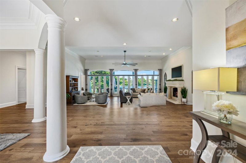 Property image 5 at 5614 Challisford Lane, Charlotte, NC 28226