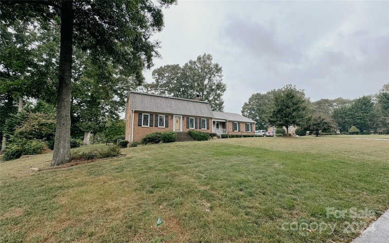 Property image 2 at 727 Belmorrow Drive, Charlotte, NC 28214