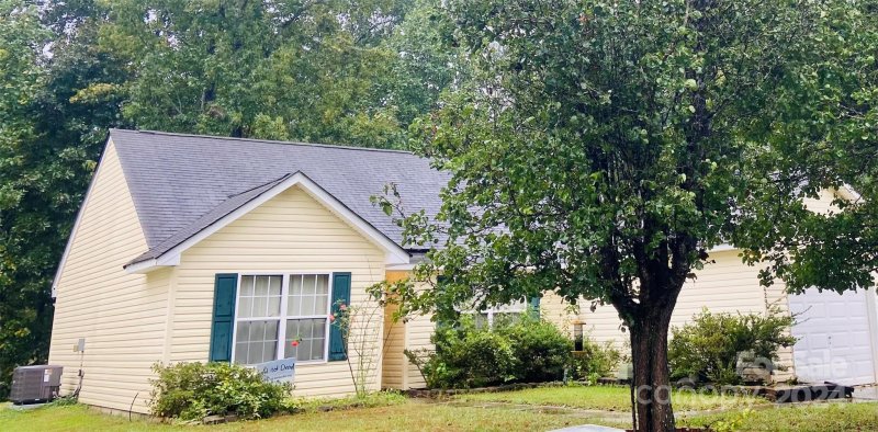 Property image 5 at 10429 Gold Pan Road, Charlotte, NC 28215