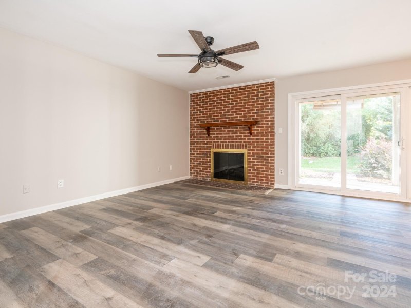 Property image 2 at 9240 Kings Canyon Drive, Charlotte, NC 28210