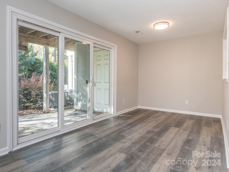 Property image 3 at 9240 Kings Canyon Drive, Charlotte, NC 28210