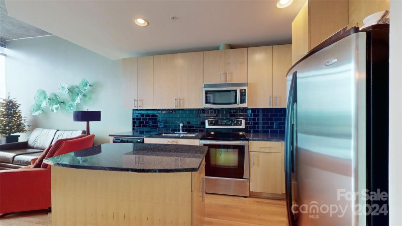 Property image 4 at 210 N Church Street, Charlotte, NC 28202