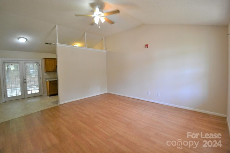 Property image 3 at 504 Graham Meadow Drive, Charlotte, NC 28213