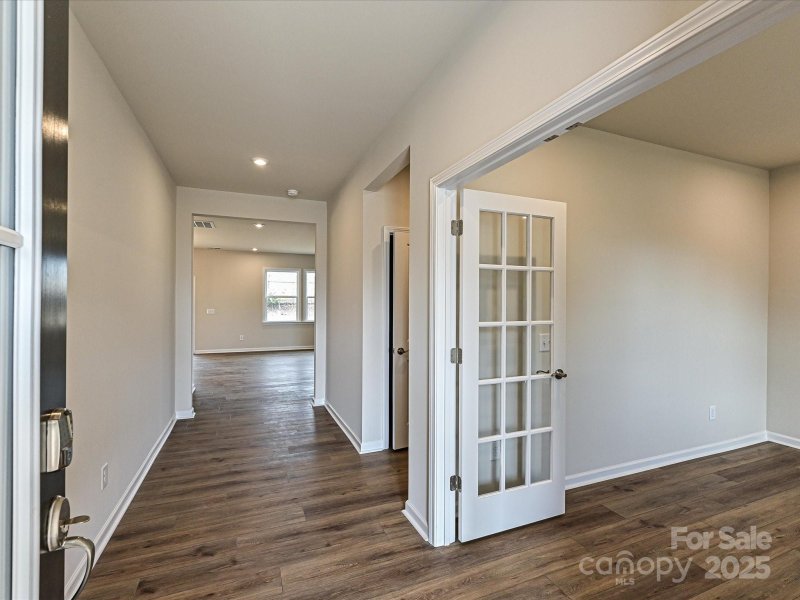 Property image 3 at 8021 Franklin Trail Street, Mint Hill, NC 28227