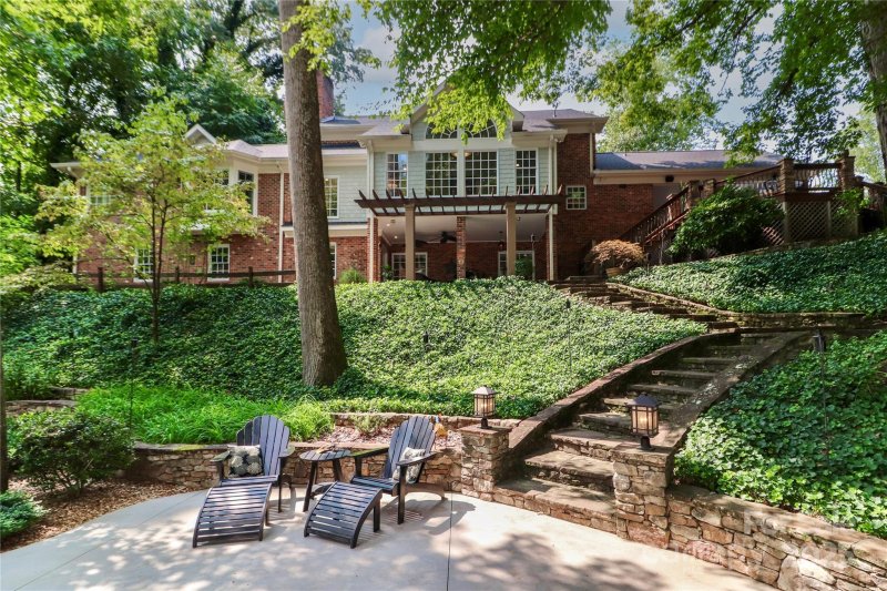 617 Saint Andrews Road