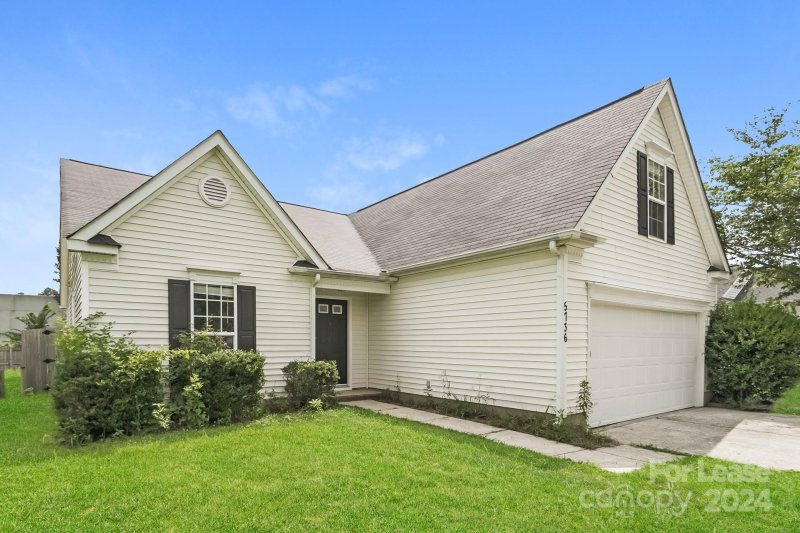 Property image 4 at 5736 Shining Oak Lane, Charlotte, NC 28269
