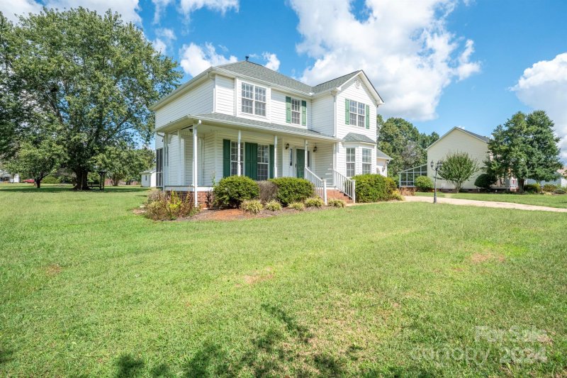 Property image 2 at 122 Chelton Court, Salisbury, NC 28147